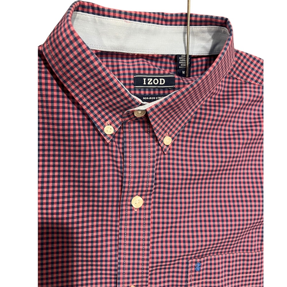 IZOD Shirt Mens Medium Non-Iron Stretch Gingham Button Down Shirt Pink Navy Blue